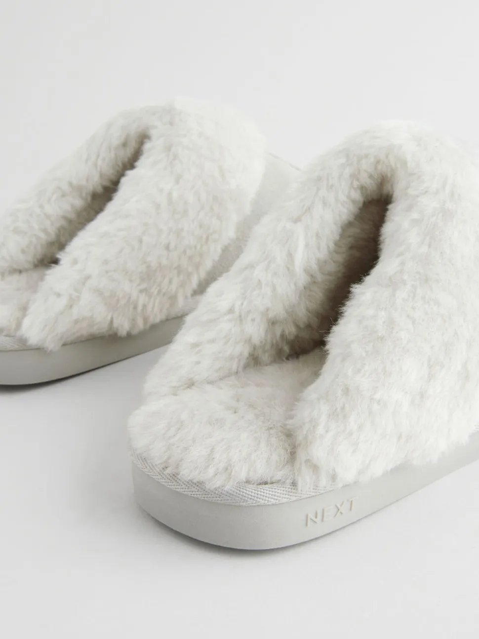 Gris - Chaussons mules en daim et fausse fourrure