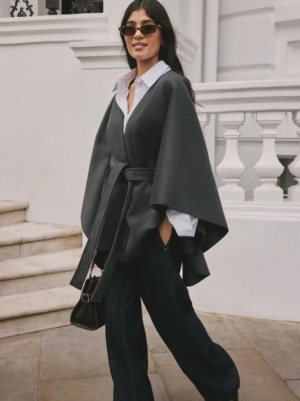 Gris - Poncho cape enveloppant sur le devant