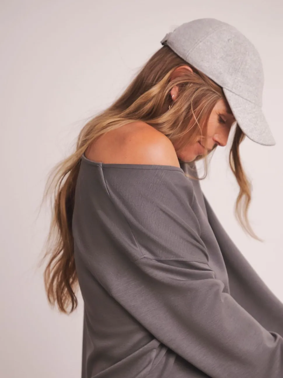 Gris - Sweat modal Anthology By JD Williams haut de gamme à col en V