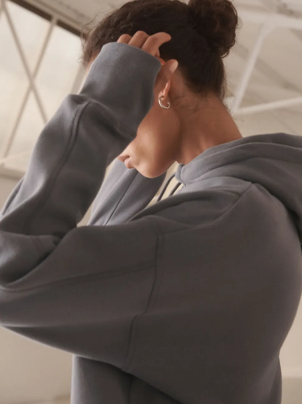 Gris - Sweat-shirt à capuche long actif à coutures apparentes ultra-doux avec poches