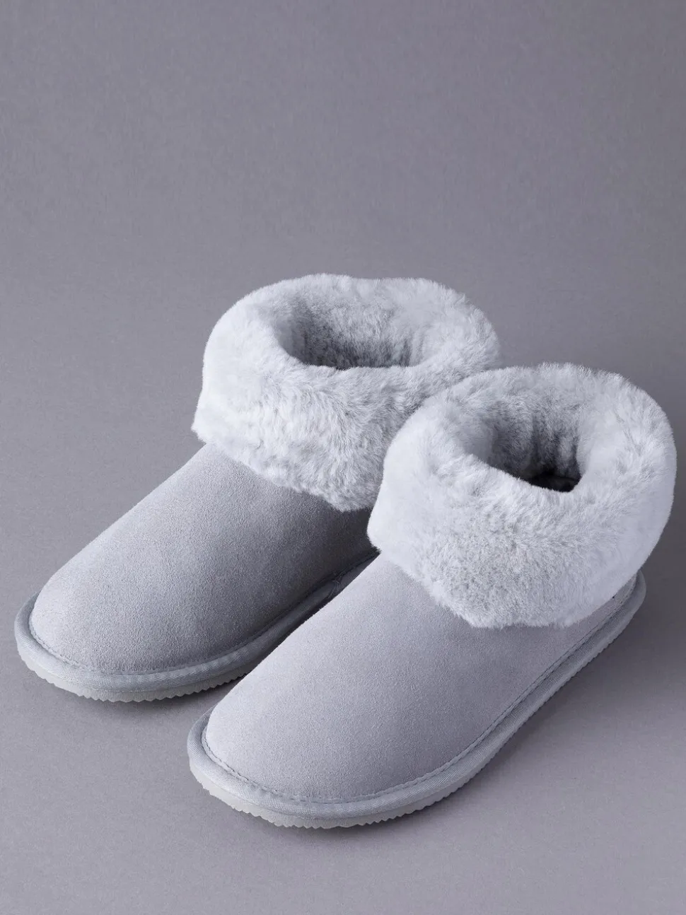 Gris clair - Lakeland Leather Ladies Sheepskin Boots Slippers (Bottes en peau de mouton pour dames)