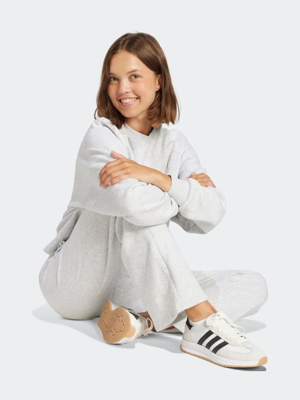 Gris clair - Survêtement adidas Essentials Small Logo Feel Cosy à ourlet ouvert
