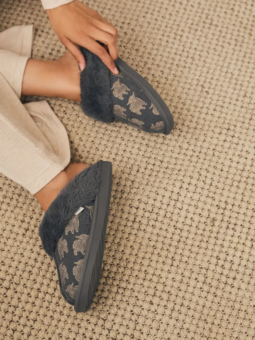 Gris Hamish - Suede Mule Pantoufles