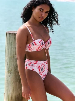Haut blanc de bikini à armatures à fleurs B by Ted Baker