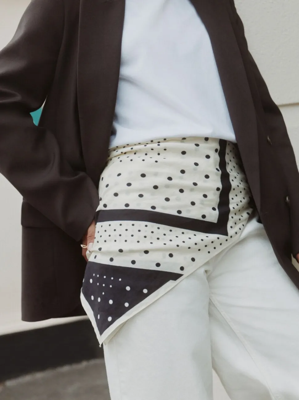 Imprimé monochrome à pois - Écharpe carrée Satin