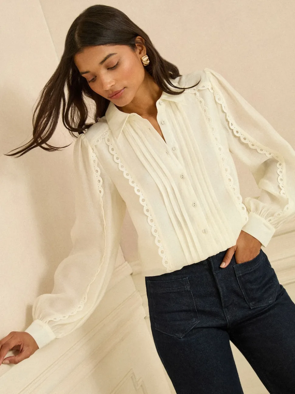 ivoire - Love & Roses chemise à manches longues boutonnée avec bordure en dentelle