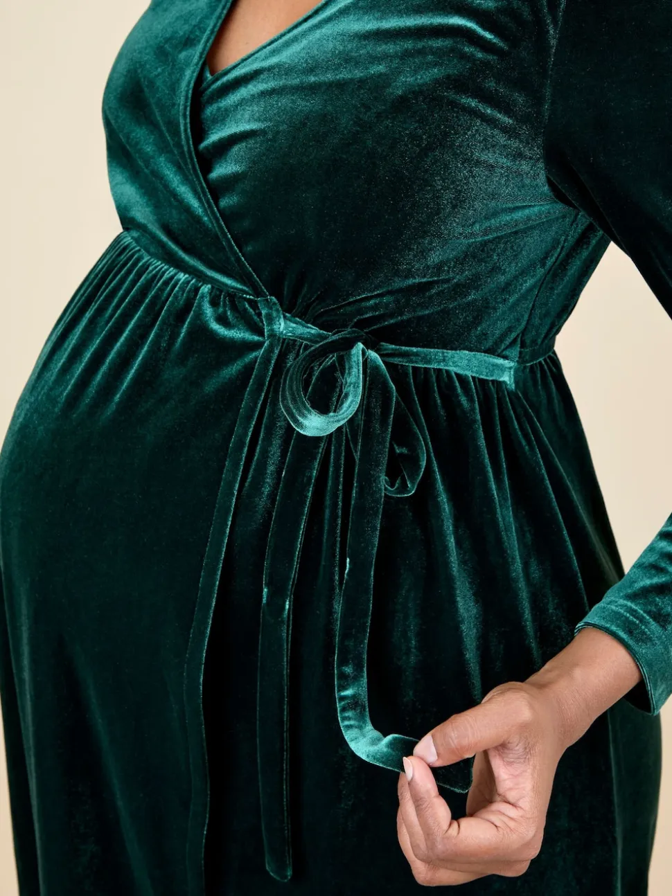 Jojo Maman Bébé Velvet Col en V Robe cache-cœur de maternité et d’allaitement