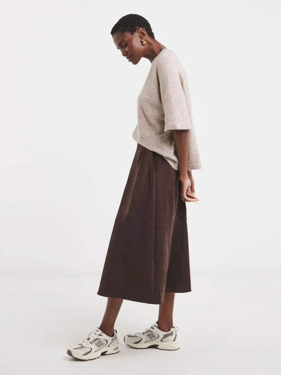 Jupe JD Williams mi-longue en daim