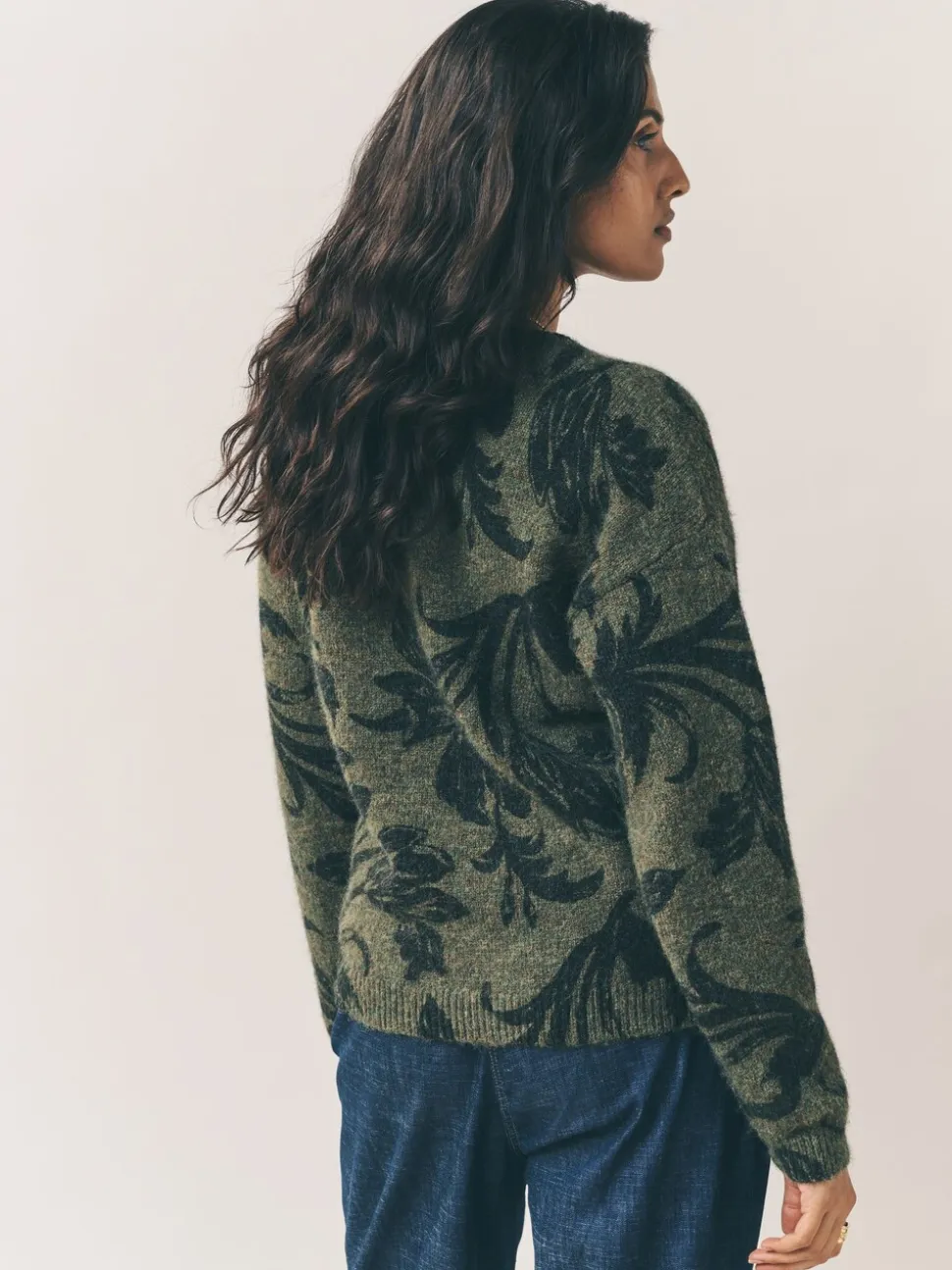 Laura Ashley Pull Col rond avec une touche de laine