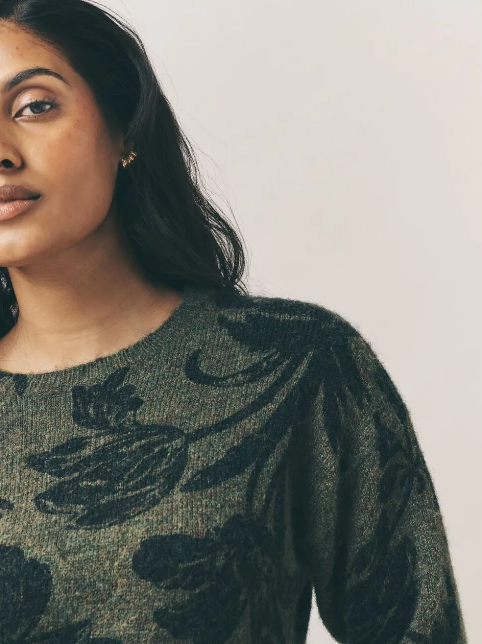 Laura Ashley Pull Col rond avec une touche de laine