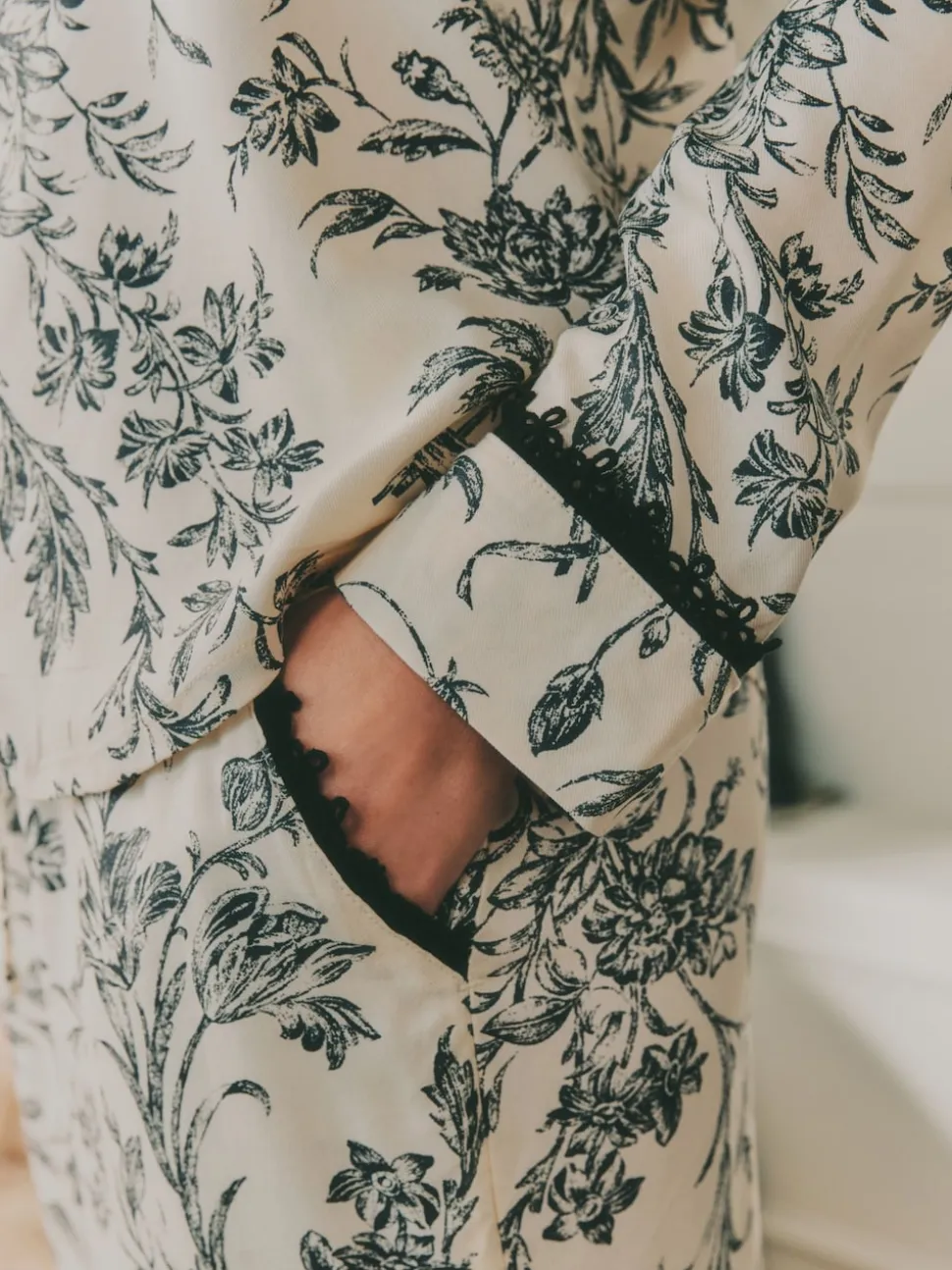 Laura Ashley pyjama boutonné en viscose