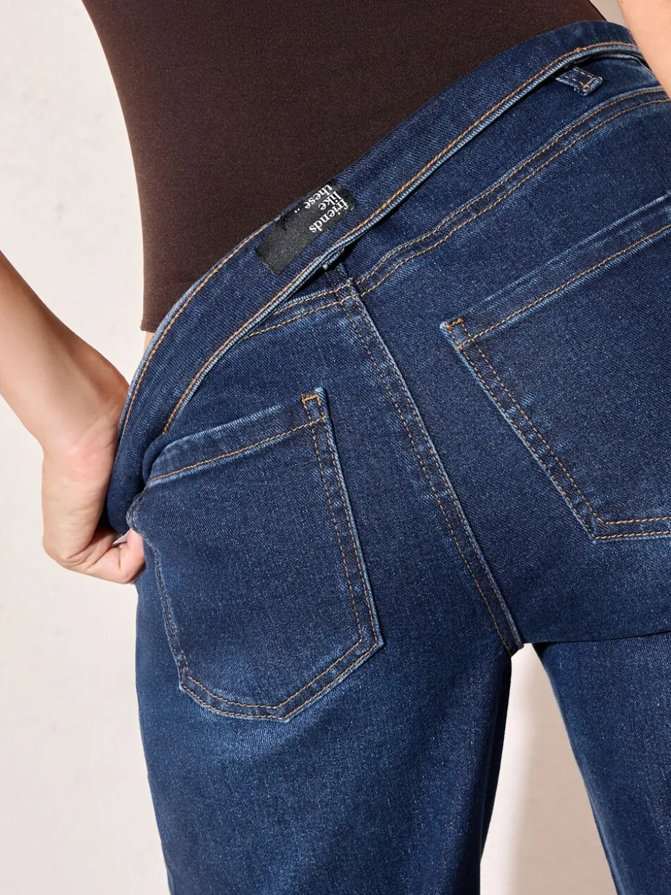 Lave-vaisselle foncé - Friends Like These JeansRaccourci ample