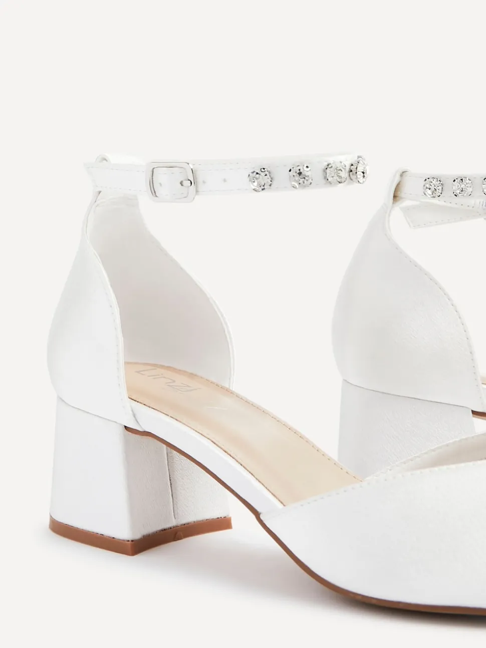 Linzi Mariage Jordanna Low Block Court talons With Embellished Ankle Strap