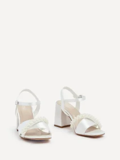 Linzi talon carré Iris Mariage avec lanière d’orteil avec ornements de perles