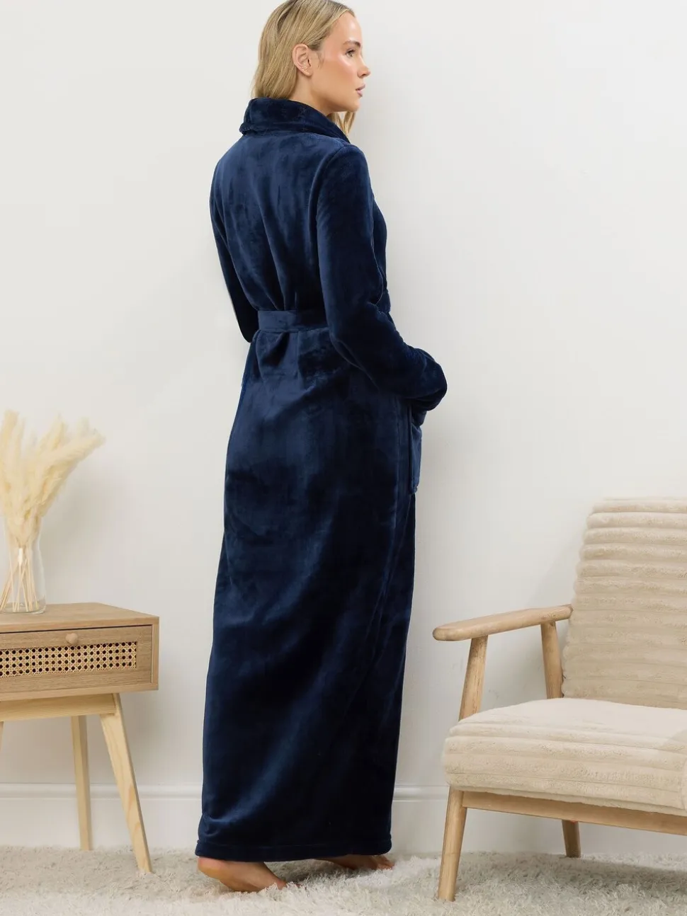 Long Tall Sally Peignoir châle Super Luxe Maxi