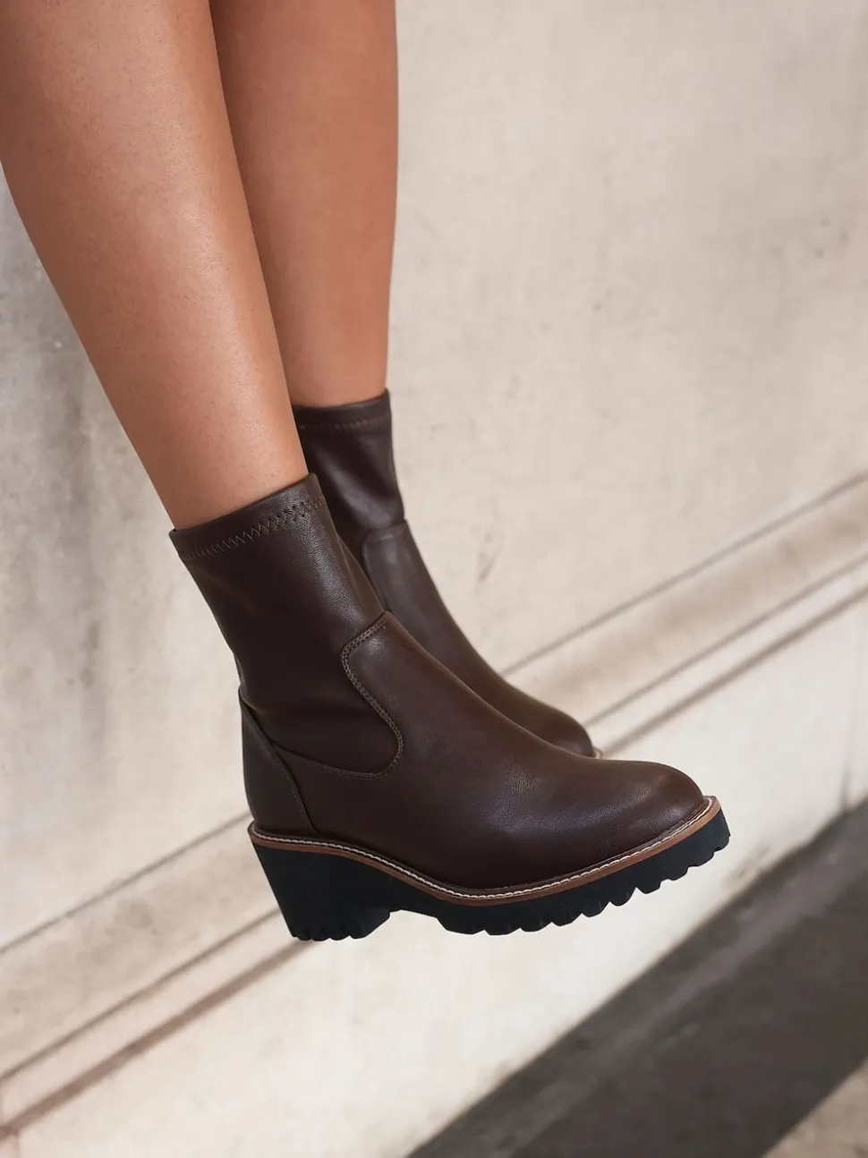 Marron - Bottes Linzi Trish extensibles à talon compensé