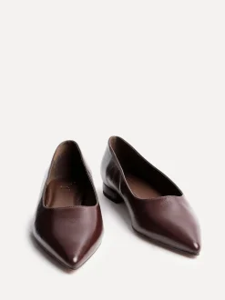 Marron - Chaussures plates Linzi Coupe large Compete à bout pointu