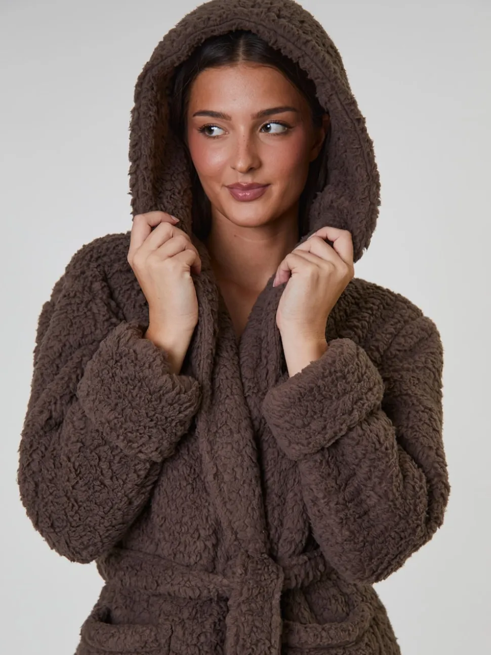 Marron - Loungeable Chunky Sherpa À capuche Midaxi Peignoirs