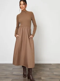 Marron - Mini-robe Threadbare 2 en 1 en jersey en popeline mélangée à col montant