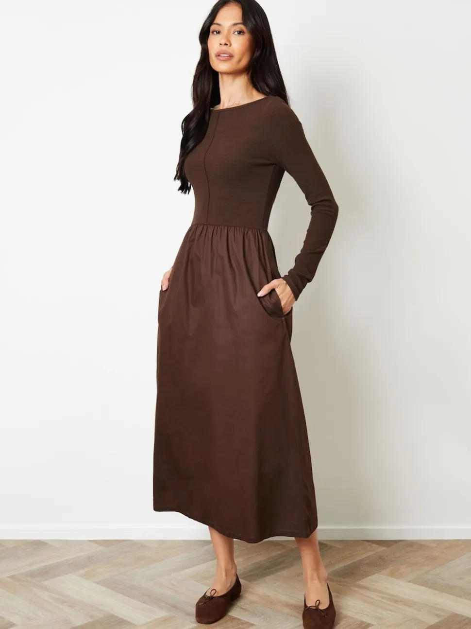 Marron - Robe Threadbare 2en jersey à manches longues1 en popeline mélangée à col coupé