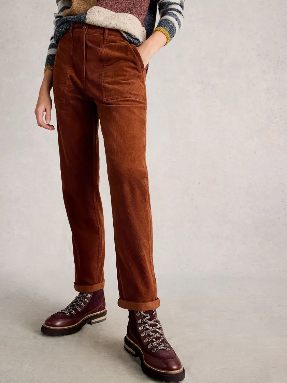 Marron - White Stuff - Pantalon en velours côtelé Twister