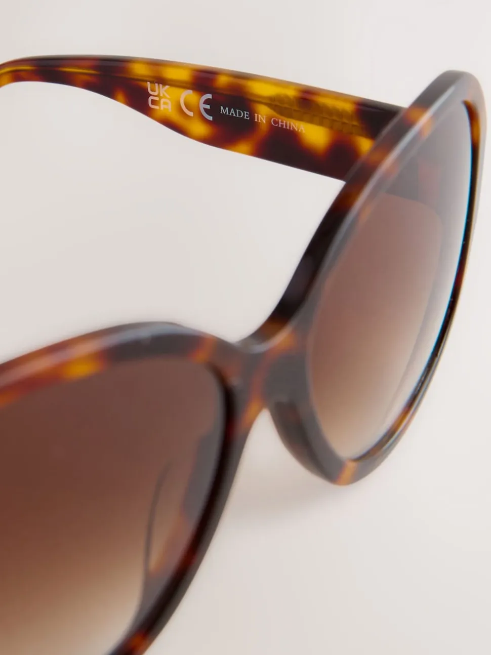Marron écaille de tortue - Lunettes de soleil enveloppantes en acétate