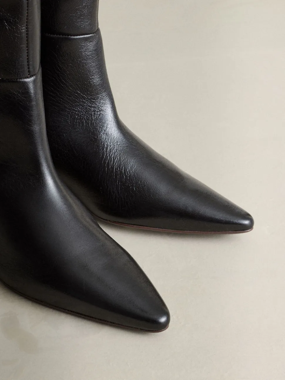 Marron chocolat - Bottes hauteur genou en cuir effet froissé Signature Underset à talon