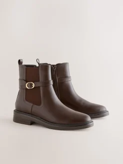 Marron chocolat - Bottines Chelsea à boucles