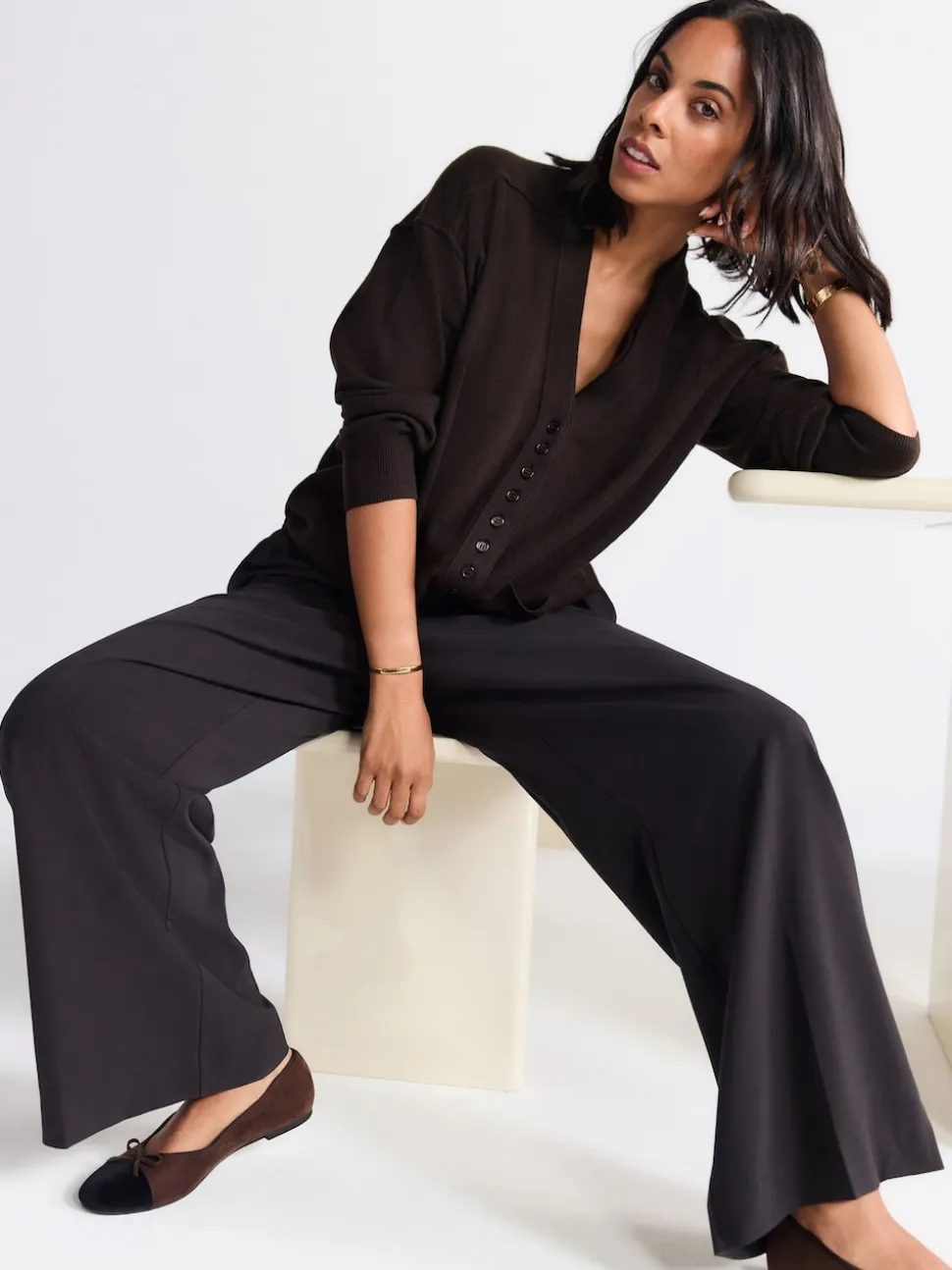 Marron chocolat - Cardigan ultra-doux à col en V avec poches