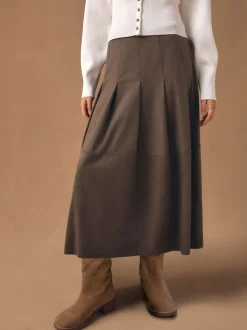 Marron chocolat - Jupe kilt mi-longue en faux daim