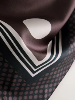 Marron chocolat à pois - Écharpe carrée Satin