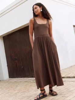 Marron chocolat - Robe d’été à taille jersey