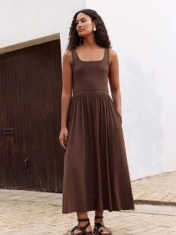 Marron chocolat - Robe d’été à taille jersey