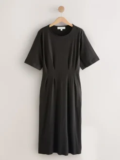 Marron chocolat - Robe mi-longue à manches courtes à bords roulés avec lin