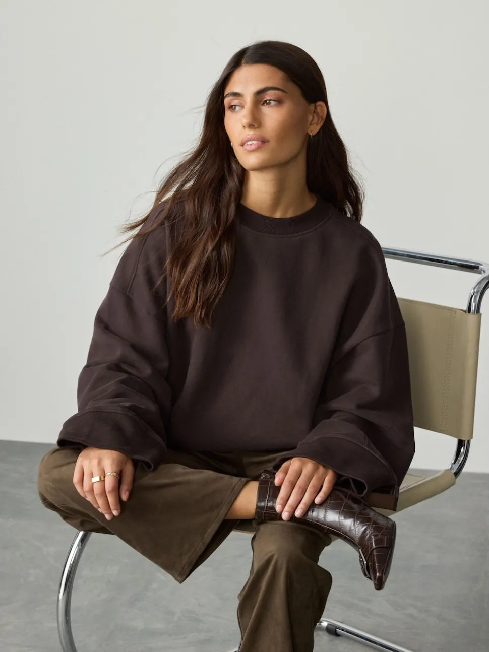 Marron chocolat - Sweat-shirt côtelé à manches longues et col rond surélevé