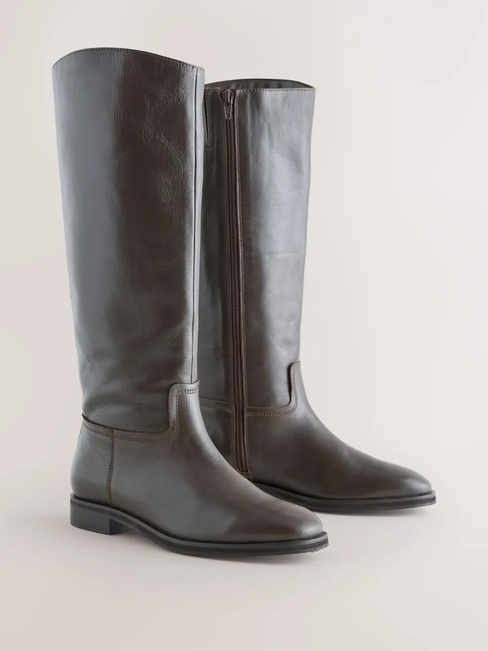Marron chocolat en cuir - Bottes d’équitation plates Forever Comfort®