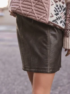 Marron en détresse - Mini jupe en cuir Faux