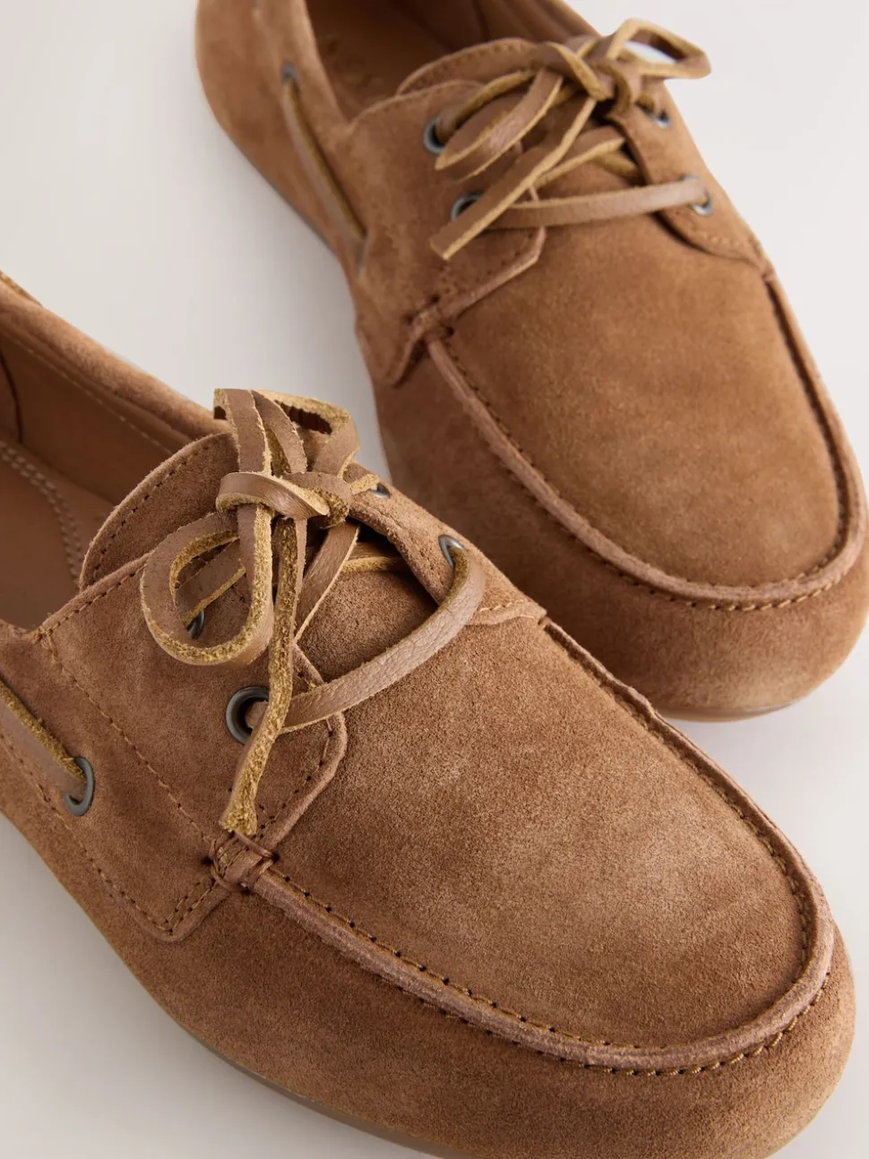 Marron fauve - Chaussures bateau en cuir à bout rond
