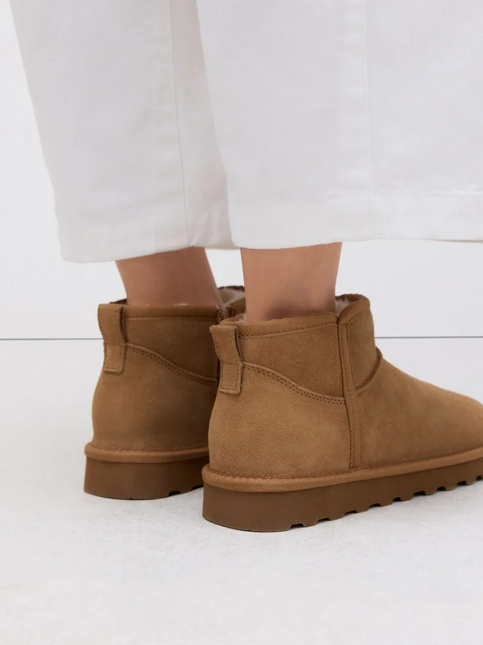 Marron fauve en daim - Bottes en fausse fourrure déperlantes