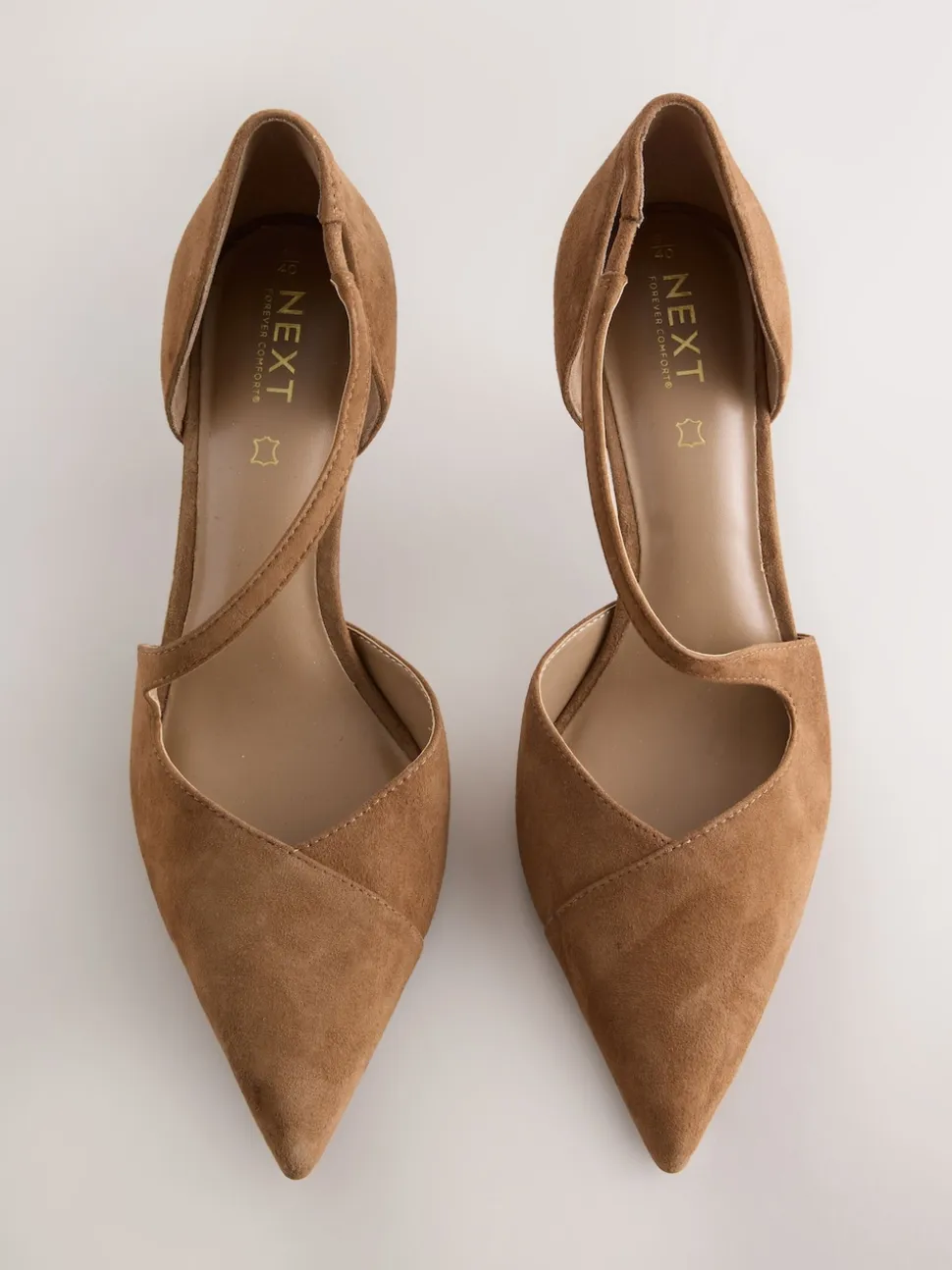 Marron fauve en daim - Talons de cour asymétriques en cuir haut de gamme