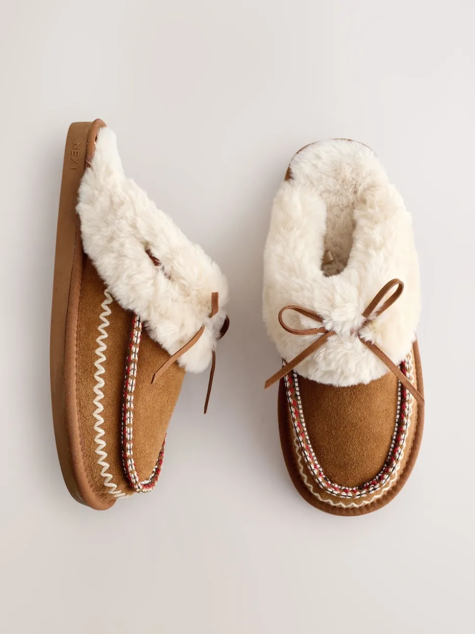 Marron noisette - Chaussons mules doublés de fausse fourrure en daim Stitch
