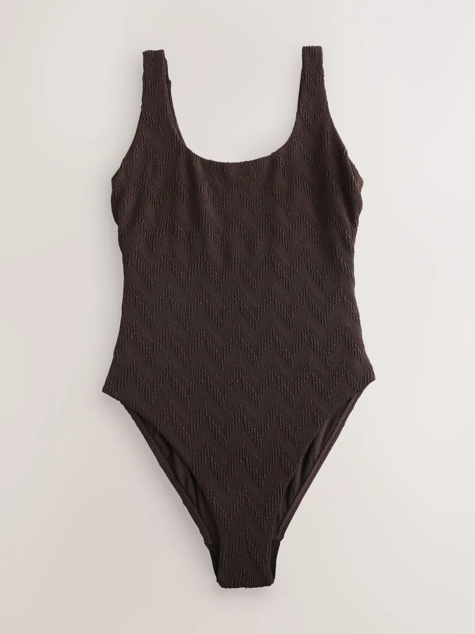 Marron texturé - Maillot de bain gainant à encolure dégagée
