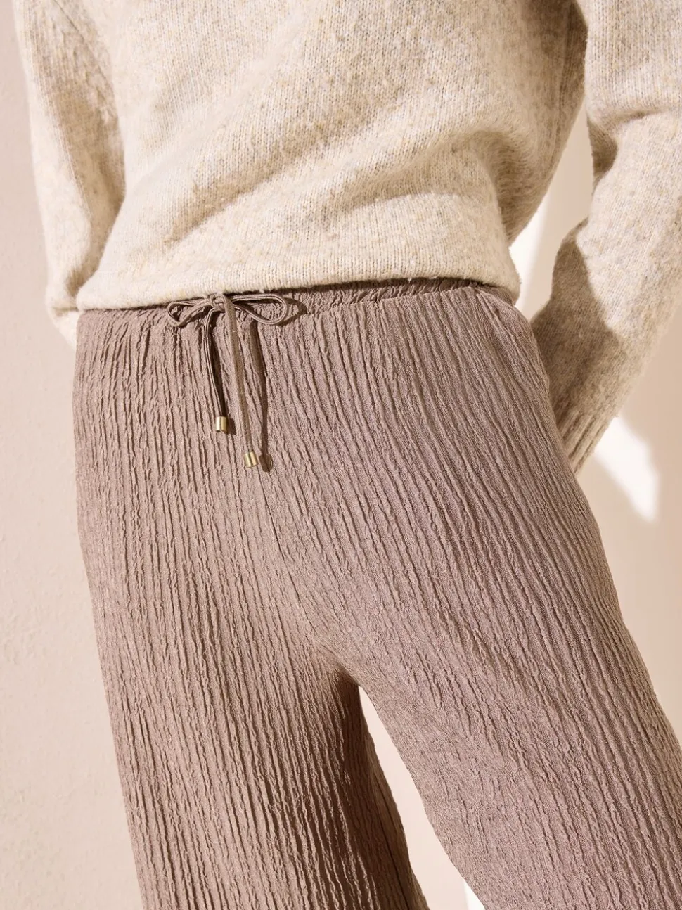 neutre - Pantalons Friends Like These à jambe large avec texture Ripple