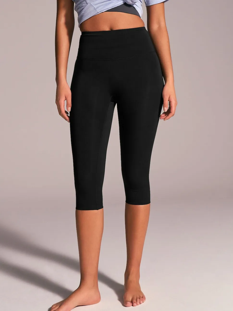Noir - Active Capri Power Leggings