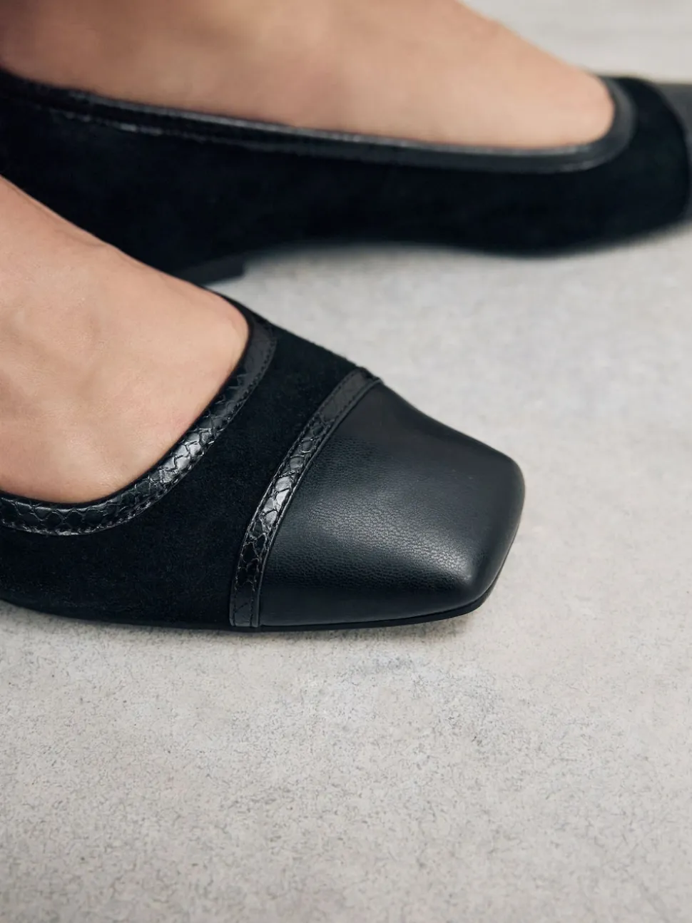 Noir - Ballerines à bout carré
