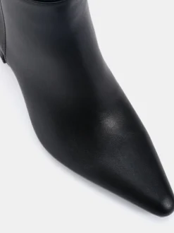 Noir - Bottes au genou à talon carré Gala à bout pointu Coupe large Novo
