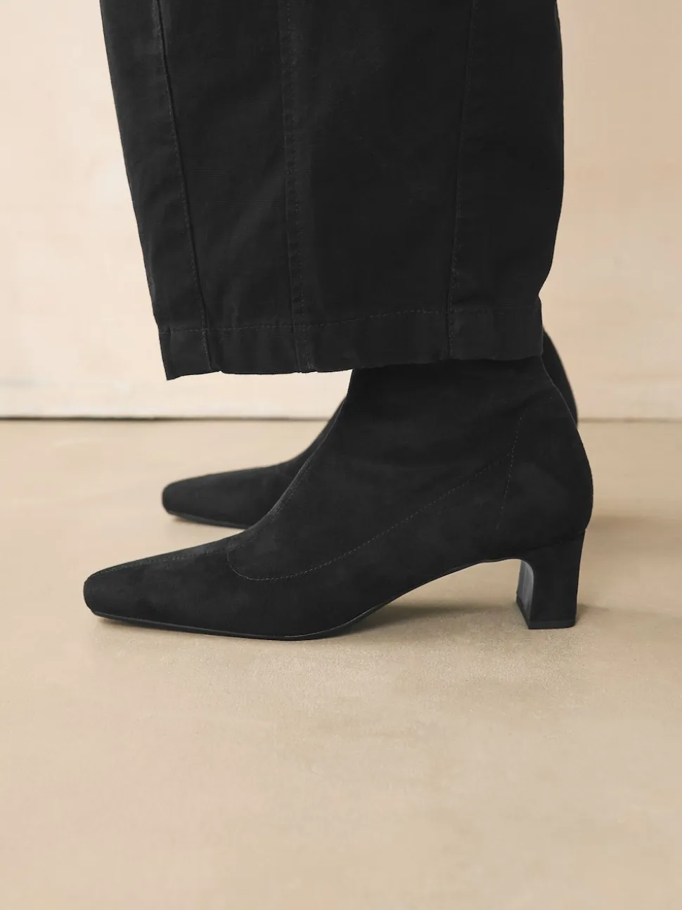 Noir - Bottes chaussettes à talon bloc et bout ciselé