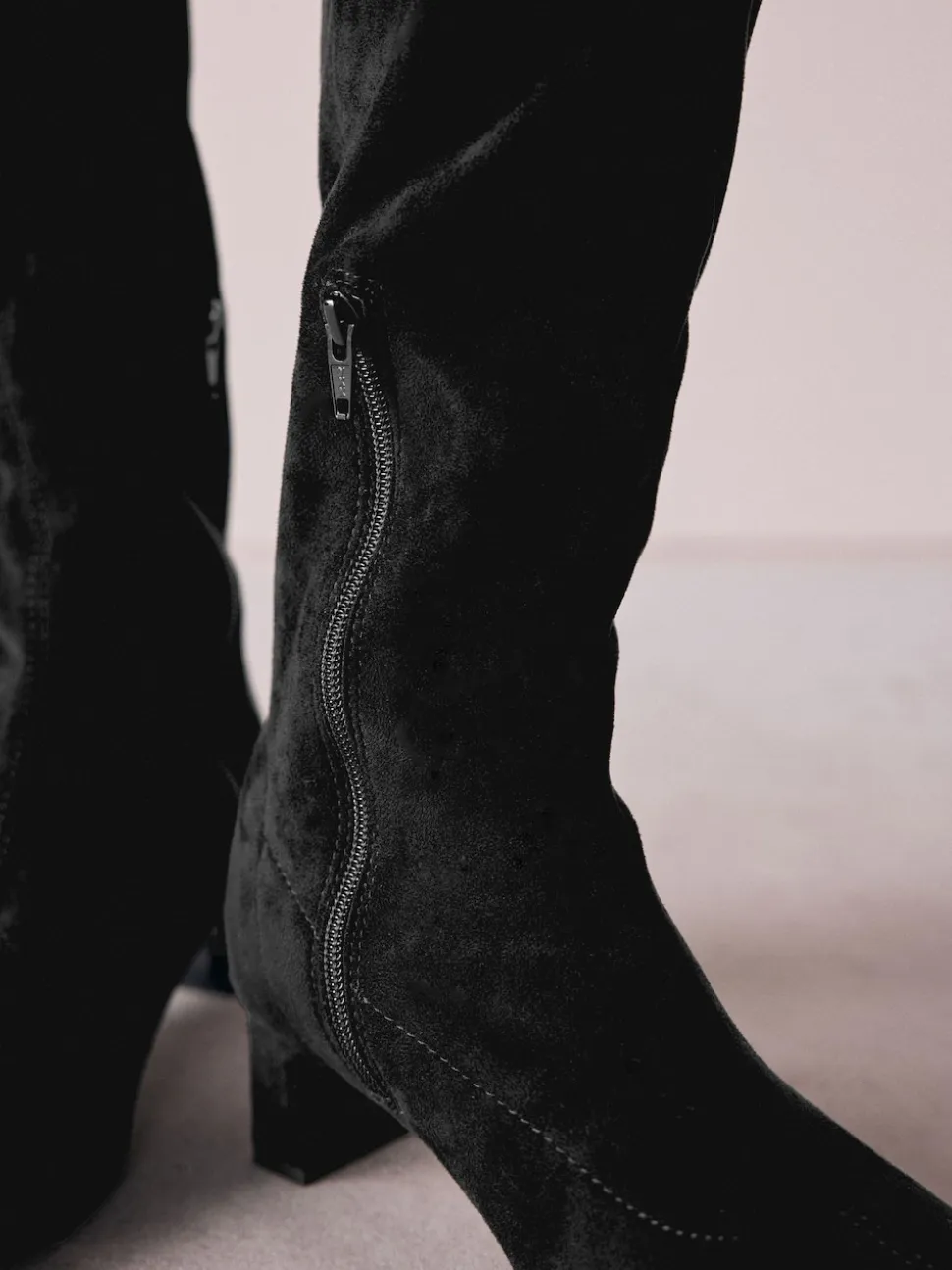 Noir - Bottes chaussettes Forever Comfort® à bout ciselé