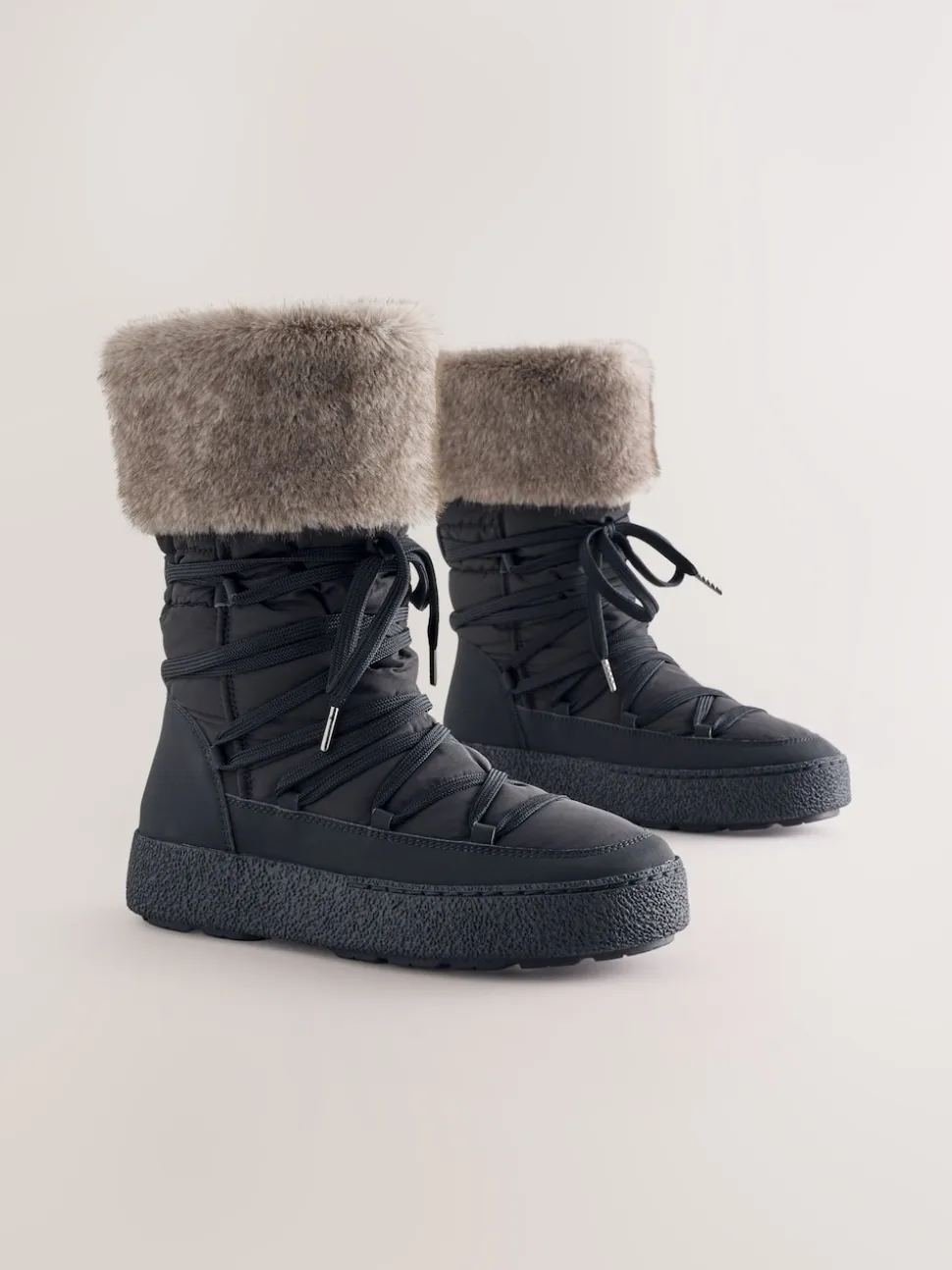 Noir - Bottes doublées en fausse fourrure Forever Comfort® avec finition déperlante