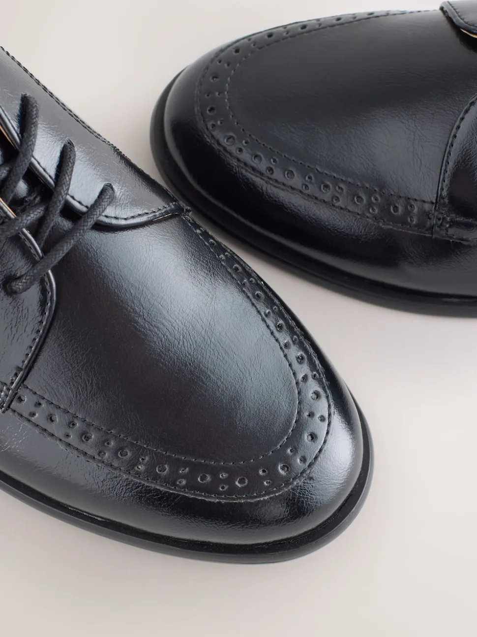 Noir - Chaussures à lacets Forever Comfort® habillées à bout rond